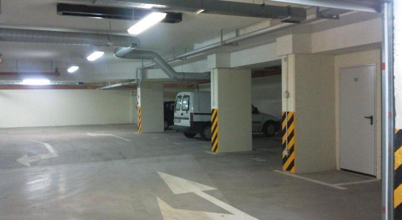 Studio Arena Apartment Krakow Luaran gambar